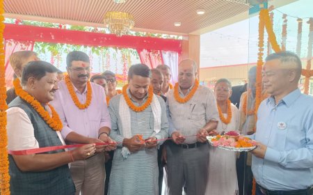 पूर्वमुख्यमन्त्री यादवद्वारा ढल्केवरमा ‘लियो होटल’ उद्घाटन