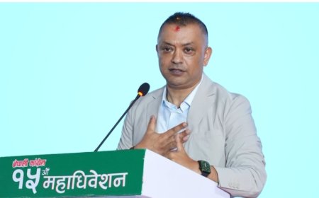गगन थापा   कांग्रेस सभापतिमा निर्वाचित