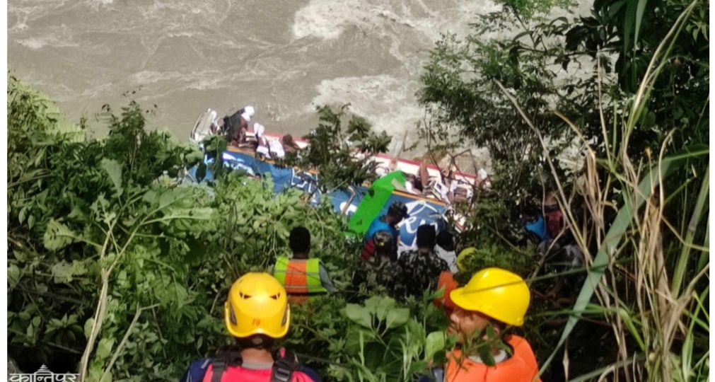 मर्स्याङदीमा दुर्घटनाग्रस्त भारतिय बसमा सवार २७ मृतक, १६ घाईतेको पहिचान।
